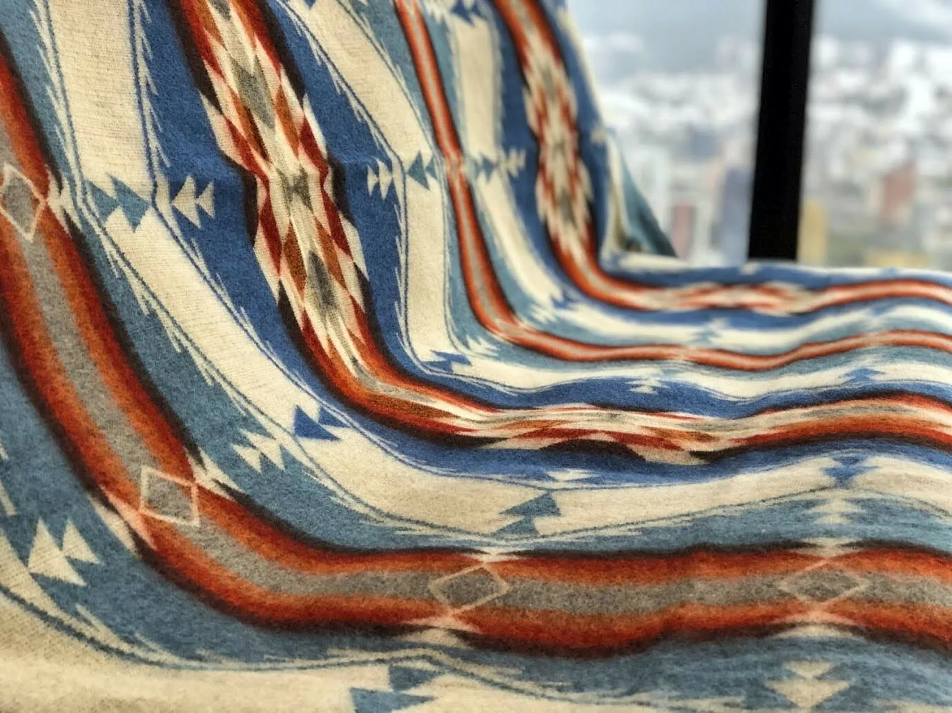 Chirupe - Baby Alpaca Blanket - Extra Large - Aztec Southwest Pattern