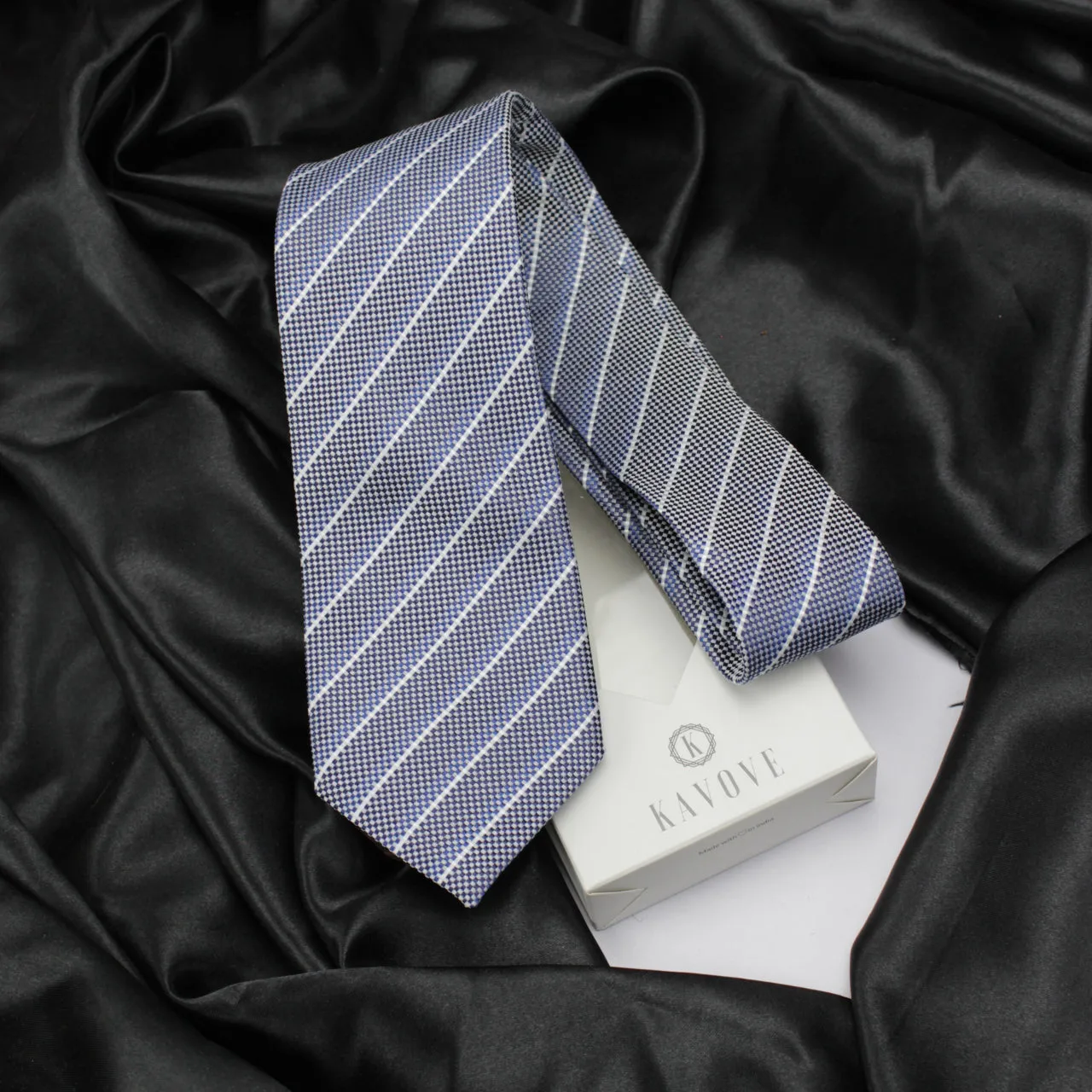 Kovove Elegant White Striped Neck Tie For Men