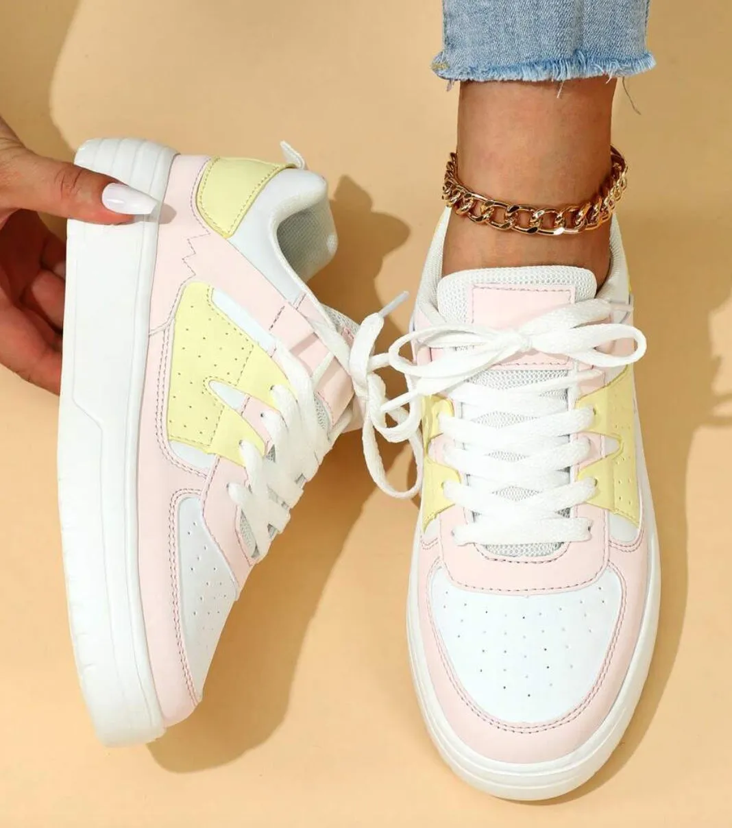 Trendy Fashion Comfortable Lace-up Casual Shoes