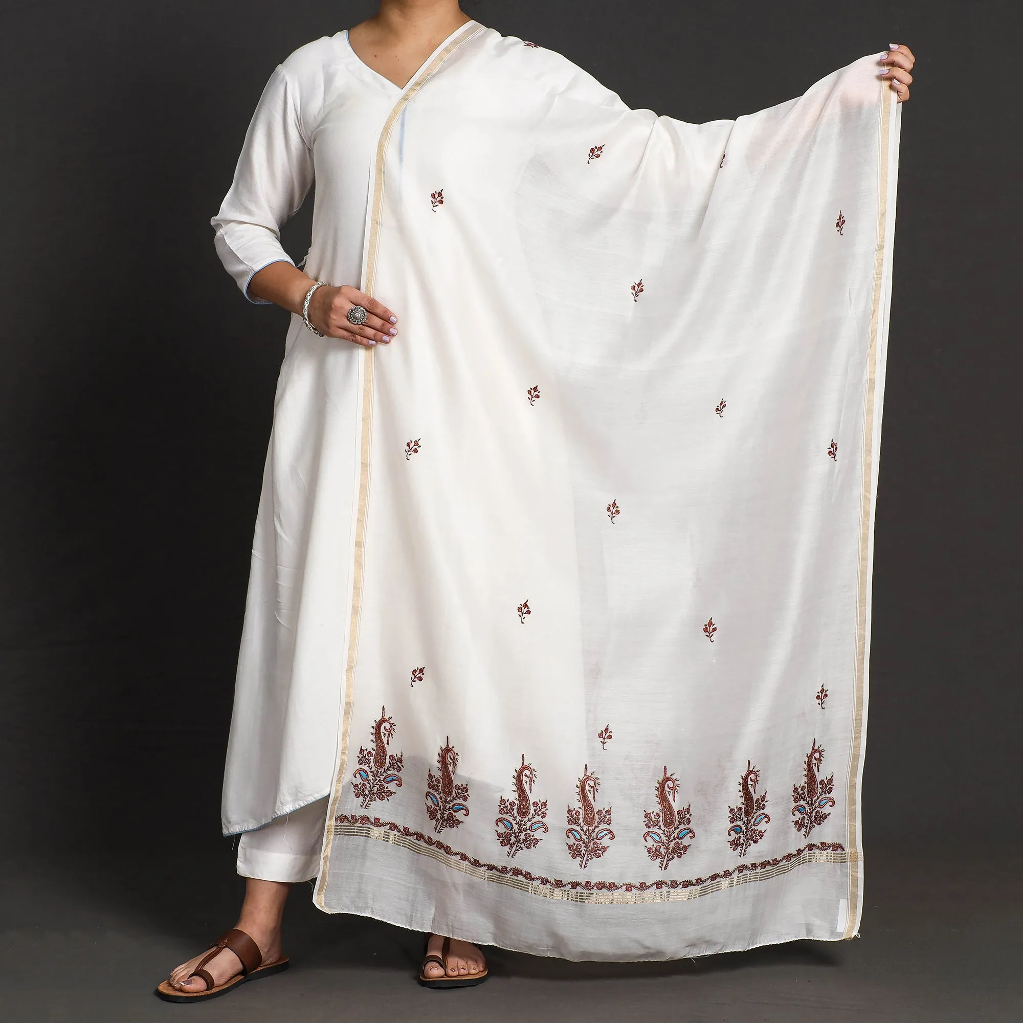 White - Kashidakari Hand Embroidery Chanderi Silk Handloom Dupatta with Zari Border