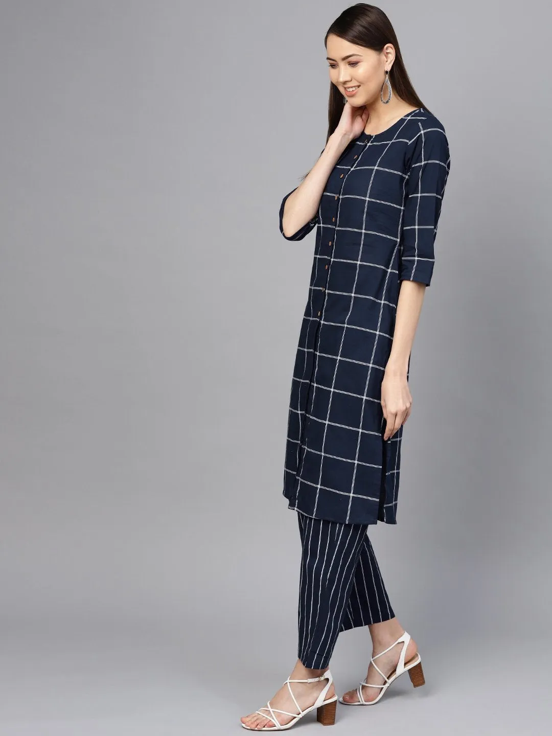 Women Navy Blue & White Checked Kurta With Palazzos