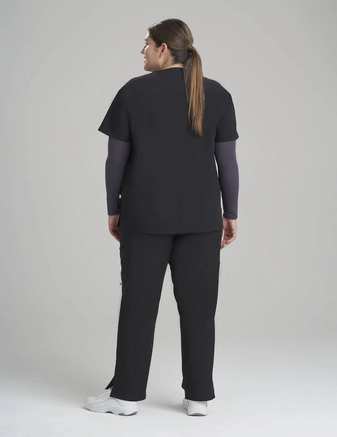 Womens 3-Pocket V-Neck Scrub Top - Black