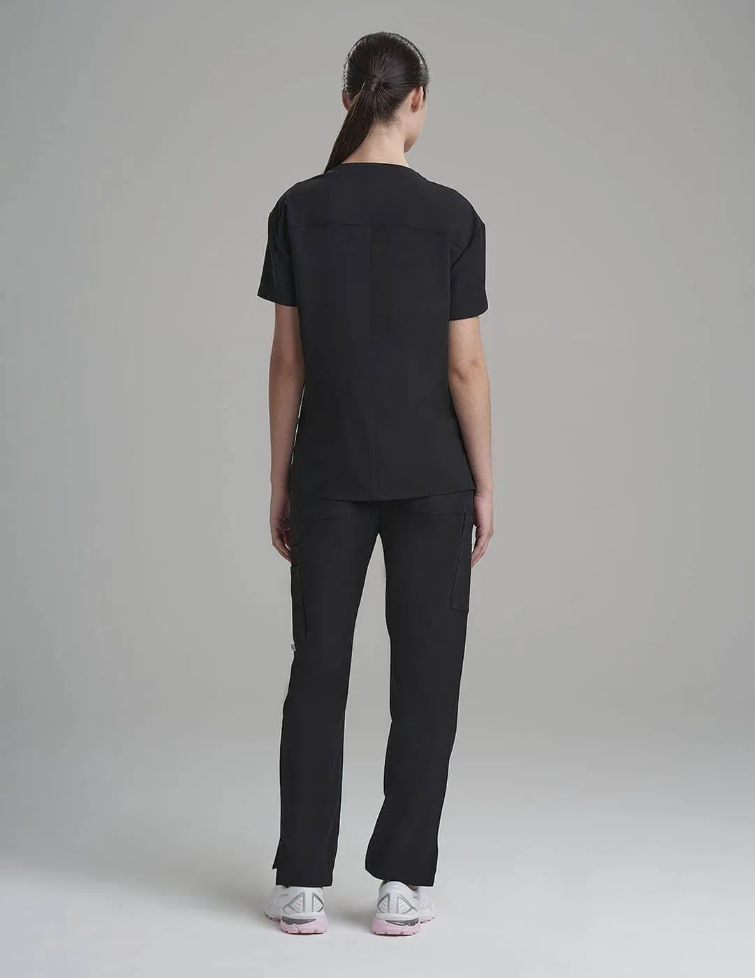 Womens 3-Pocket V-Neck Scrub Top - Black