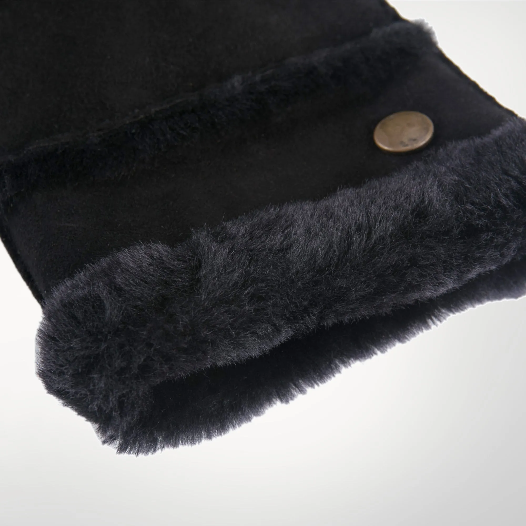 Sure! Here’s an optimized title for the product:

YISEVEN Womens Luxurious Sheepskin Shearling Leather Gloves - Warm, Stylish, Winter Essential Handwear

Feel free to adjust any specific terms to better suit your branding!
